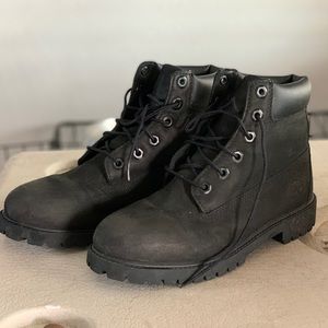 ***SALE***Timberland Boys suede boots! Size 5.5.